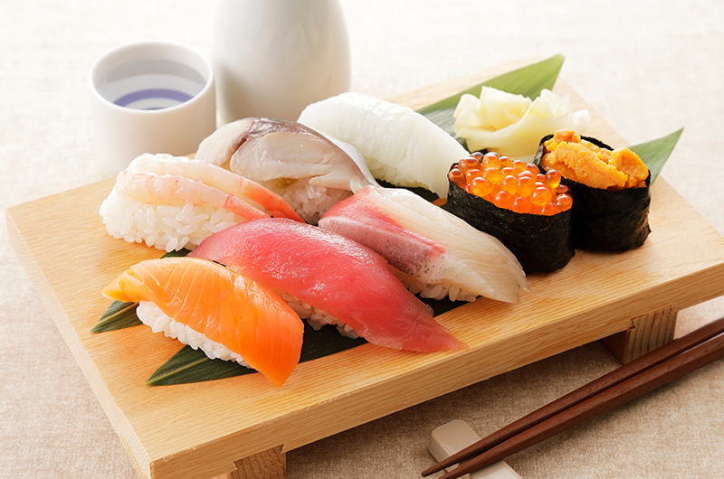 寿司 握りたてのおいしさを海の向こうへ！冷凍寿司の海上混載輸送ご利用事例